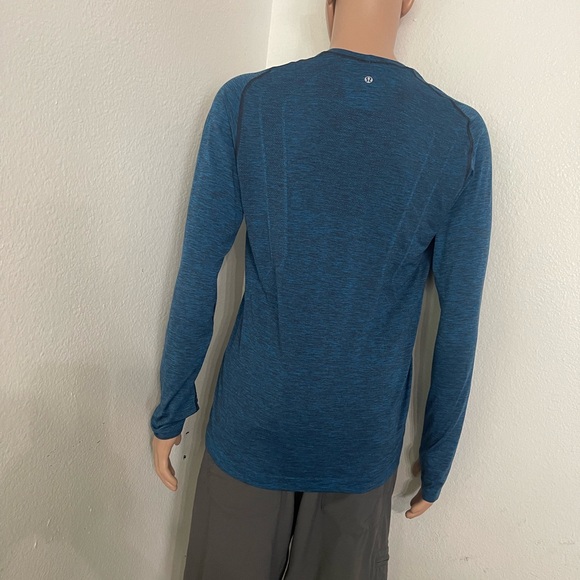 Lululemon Metal Vent Tech Long Sleeve-Size M - Picture 7 of 15
